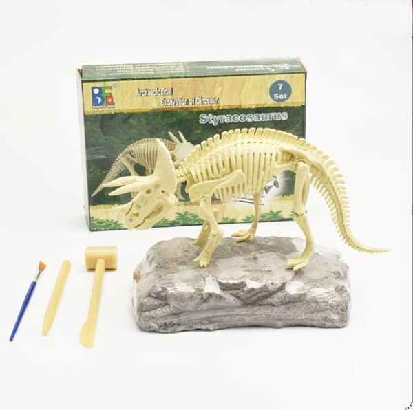 恐竜発掘骨格 化石 発掘 おもちゃ 化石発掘キット 恐竜の化石発掘 (トリケラトプス)